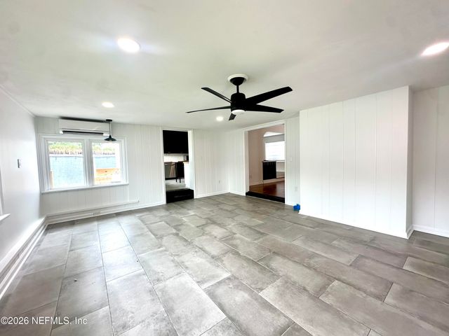 5951 CLIFTON Avenue, Jacksonville, FL 32211