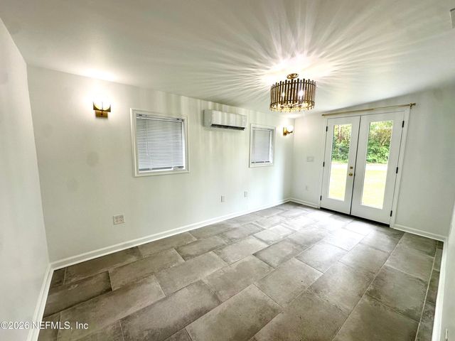 5951 CLIFTON Avenue, Jacksonville, FL 32211