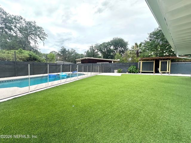 5951 CLIFTON Avenue, Jacksonville, FL 32211