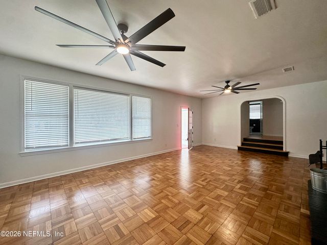 5951 CLIFTON Avenue, Jacksonville, FL 32211