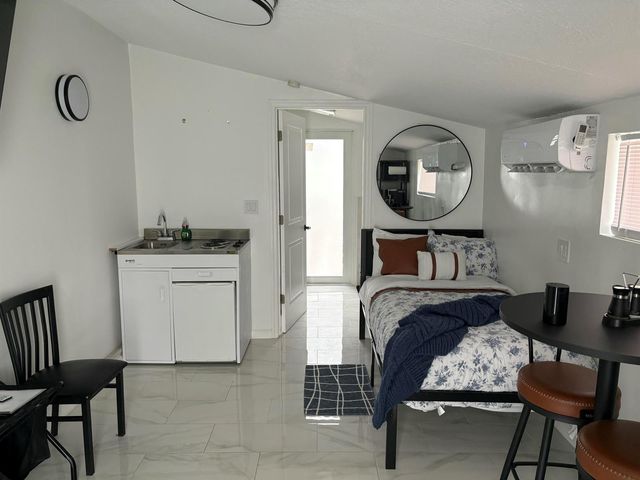 2816 NW 7TH Street, Fort Lauderdale, FL 33311