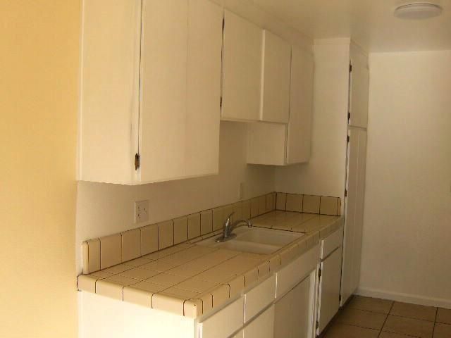 1712 Madrid Circle, Salinas, CA 93906