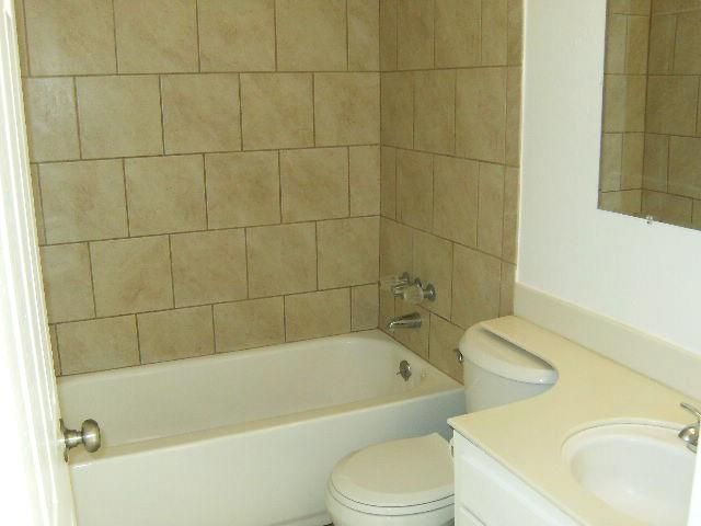 1712 Madrid Circle, Salinas, CA 93906