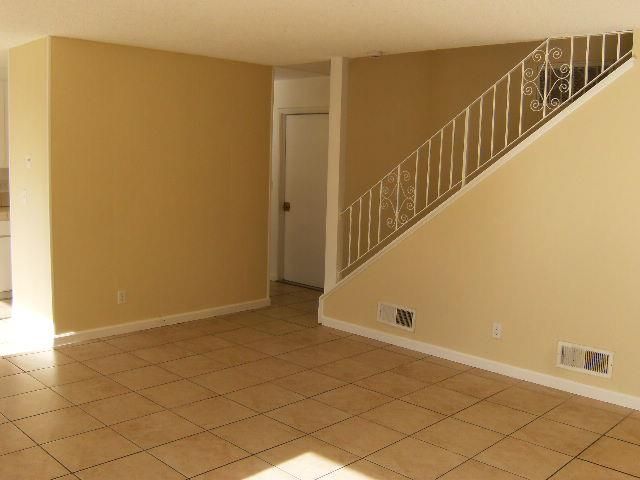 1712 Madrid Circle, Salinas, CA 93906