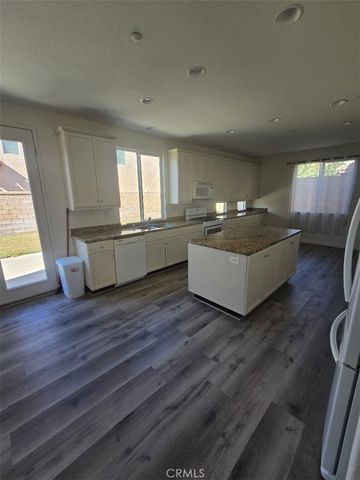 7434 Sultana, Fontana, CA 92336