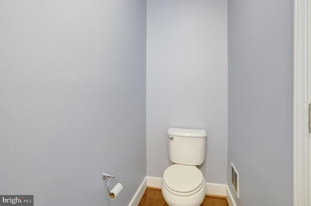 2093 LAURA MEWS PL, Alexandria, VA 22303