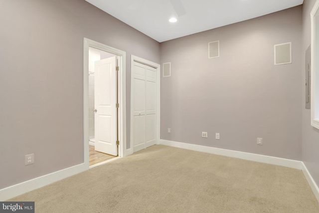 2093 LAURA MEWS PL, Alexandria, VA 22303