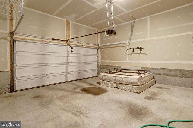 2093 LAURA MEWS PL, Alexandria, VA 22303