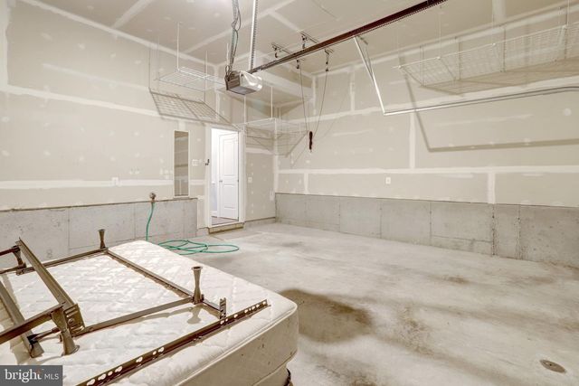 2093 LAURA MEWS PL, Alexandria, VA 22303