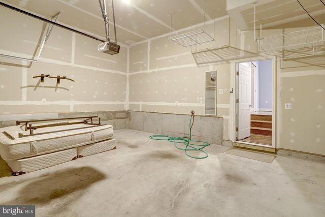 2093 LAURA MEWS PL, Alexandria, VA 22303