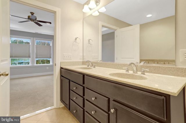 2093 LAURA MEWS PL, Alexandria, VA 22303