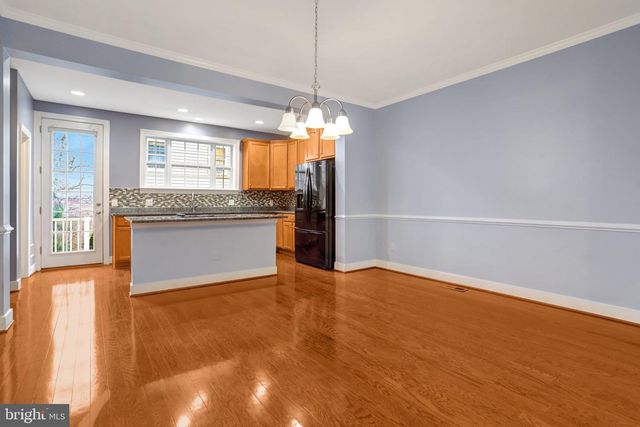 2093 LAURA MEWS PL, Alexandria, VA 22303