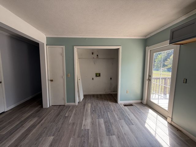 607 Cool Springs Rd, Morgantown, KY 42261