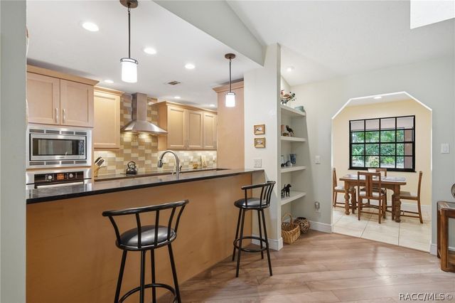 2705 W Live Oak Street, Lecanto, FL 34461