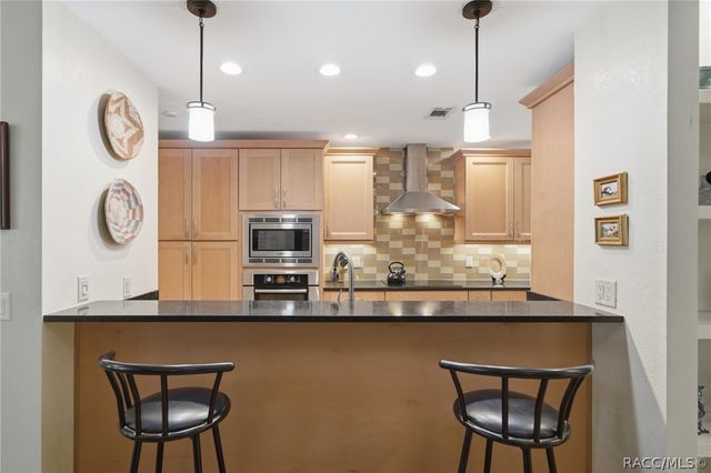 2705 W Live Oak Street, Lecanto, FL 34461