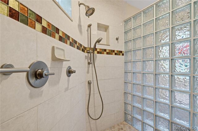 2705 W Live Oak Street, Lecanto, FL 34461