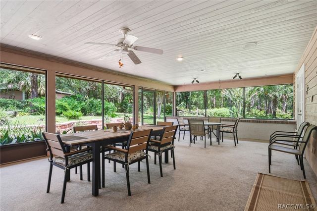 2705 W Live Oak Street, Lecanto, FL 34461