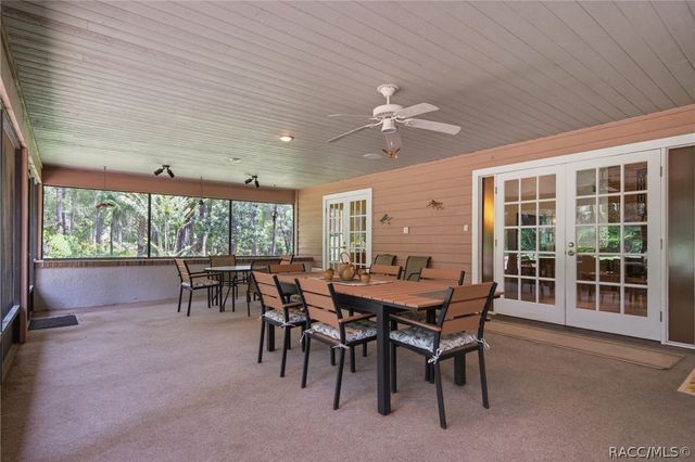 2705 W Live Oak Street, Lecanto, FL 34461