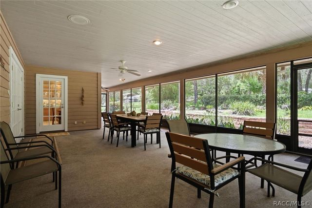 2705 W Live Oak Street, Lecanto, FL 34461