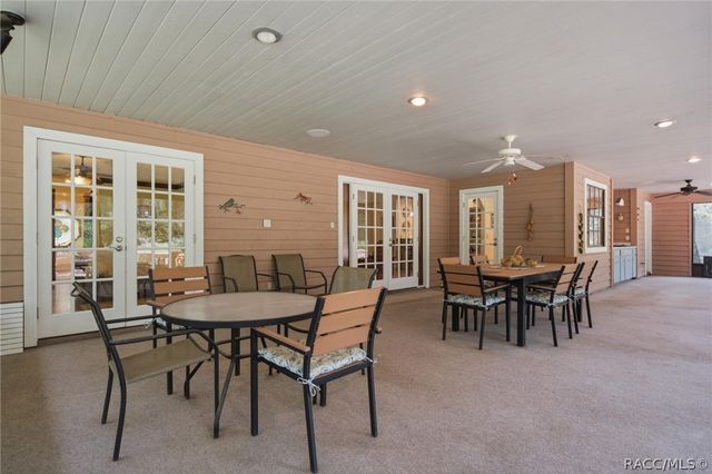 2705 W Live Oak Street, Lecanto, FL 34461
