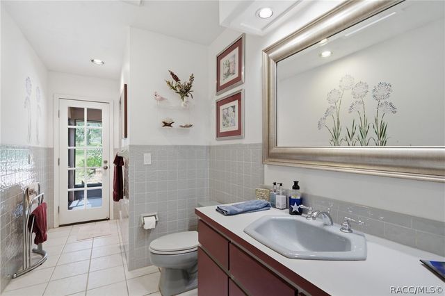 2705 W Live Oak Street, Lecanto, FL 34461