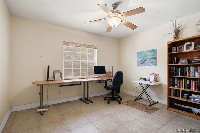 2705 W Live Oak Street, Lecanto, FL 34461