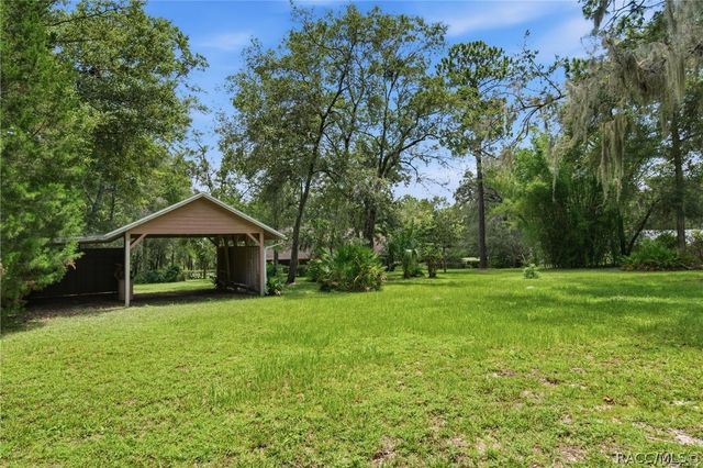 2705 W Live Oak Street, Lecanto, FL 34461