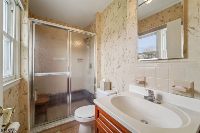 14 Eton Pl, Springfield Twp., NJ 07081