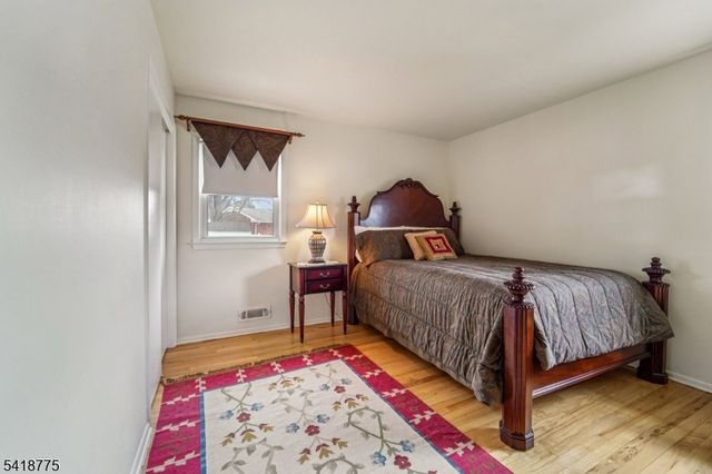 14 Eton Pl, Springfield Twp., NJ 07081