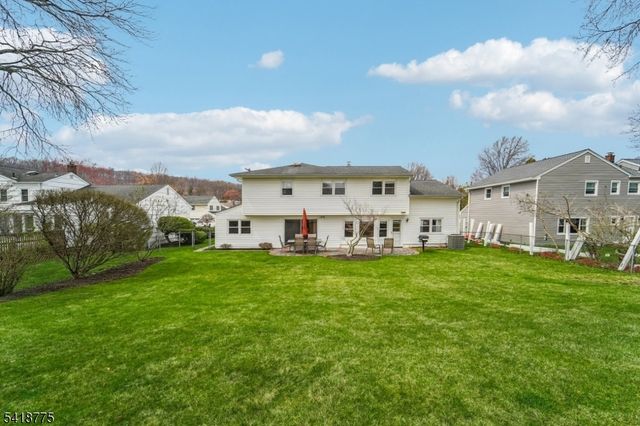 14 Eton Pl, Springfield Twp., NJ 07081
