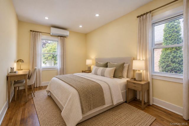 32-28 Utopia Parkway, Flushing, NY 11358