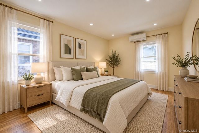 32-28 Utopia Parkway, Flushing, NY 11358