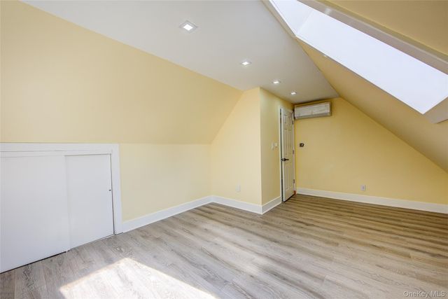 32-28 Utopia Parkway, Flushing, NY 11358