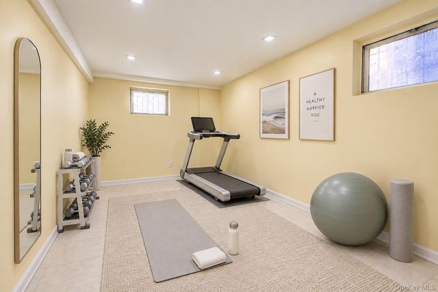 32-28 Utopia Parkway, Flushing, NY 11358