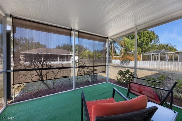 15621 Sunny Crest LN, Fort Myers, FL 33905