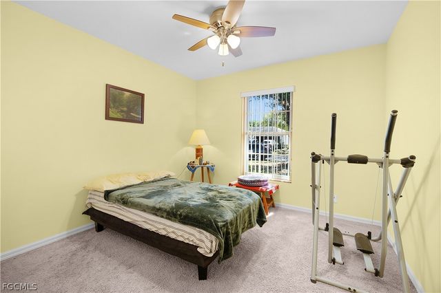 15621 Sunny Crest LN, Fort Myers, FL 33905