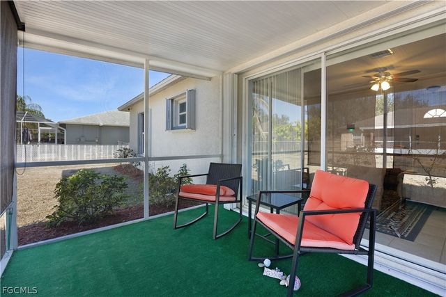 15621 Sunny Crest LN, Fort Myers, FL 33905