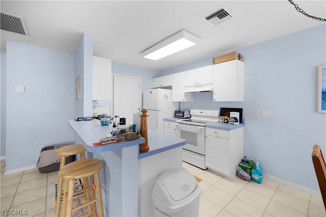 15621 Sunny Crest LN, Fort Myers, FL 33905