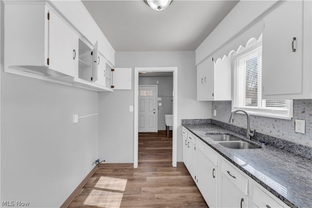 17401 Wayne Drive, Cleveland, OH 44128