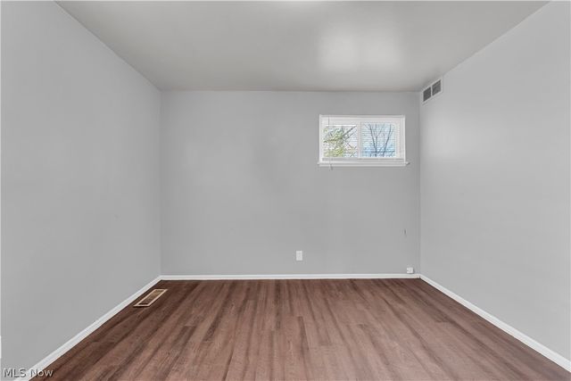 17401 Wayne Drive, Cleveland, OH 44128