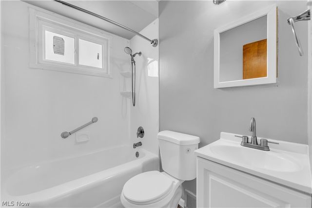 17401 Wayne Drive, Cleveland, OH 44128