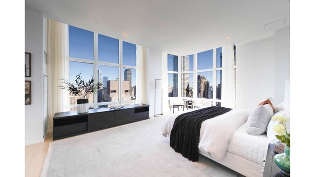 555 W 59TH Street PHC, New York City, NY 10019