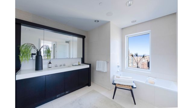 555 W 59TH Street PHC, New York City, NY 10019