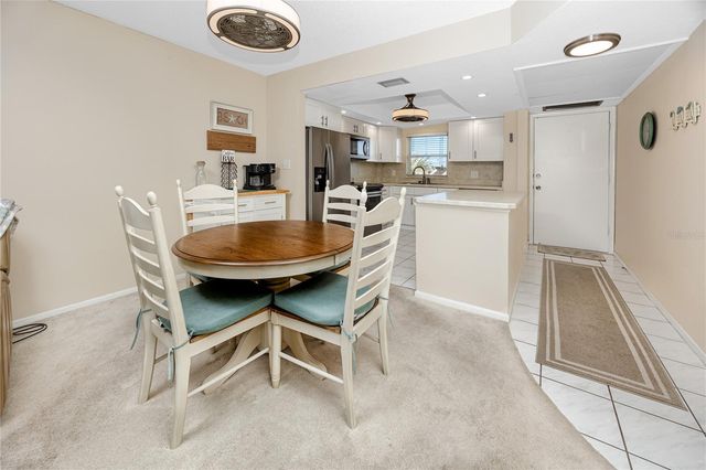 4650 COVE CIRCLE 409, St Petersburg, FL 33708