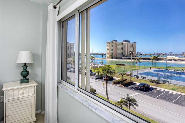 4650 COVE CIRCLE 409, St Petersburg, FL 33708