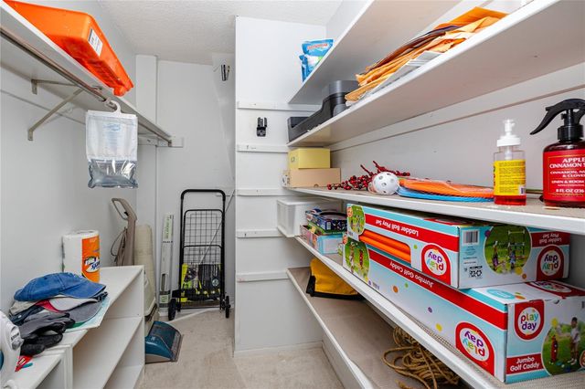 4650 COVE CIRCLE 409, St Petersburg, FL 33708