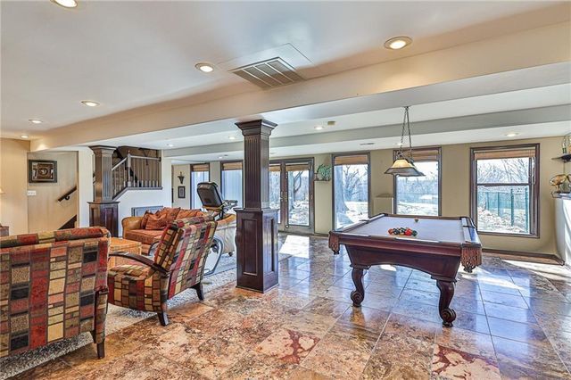 24445 E Truman Road, Independence, MO 64056