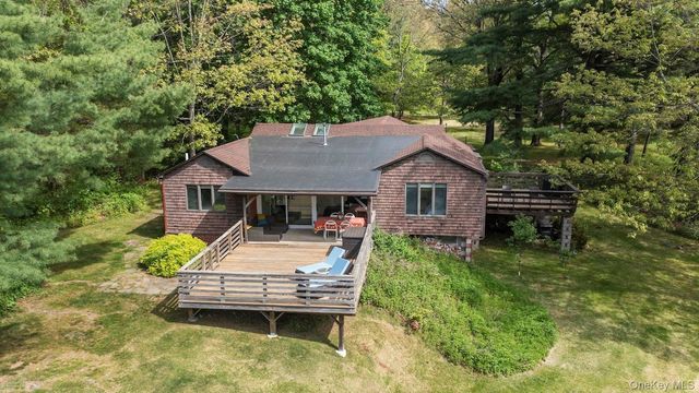 608 Lake Road, Pine Plains, NY 12567