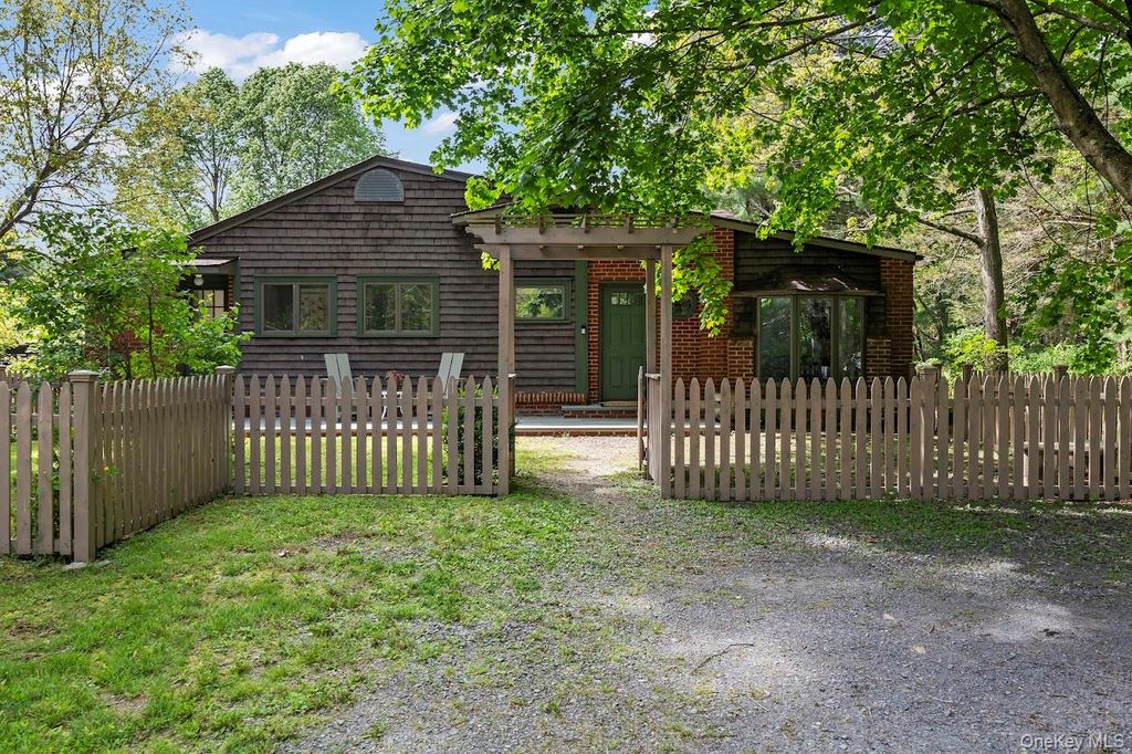 608 Lake Road, Pine Plains, NY 12567