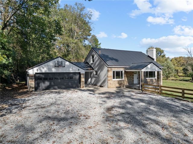 1043 Krumroy Road, Akron, OH 44306